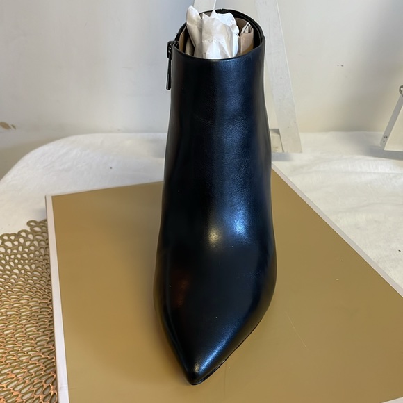 NWT - MICHAEL KORS Paloma leather high heel boots booties. Size 10. SOLD OUT - Picture 12 of 16